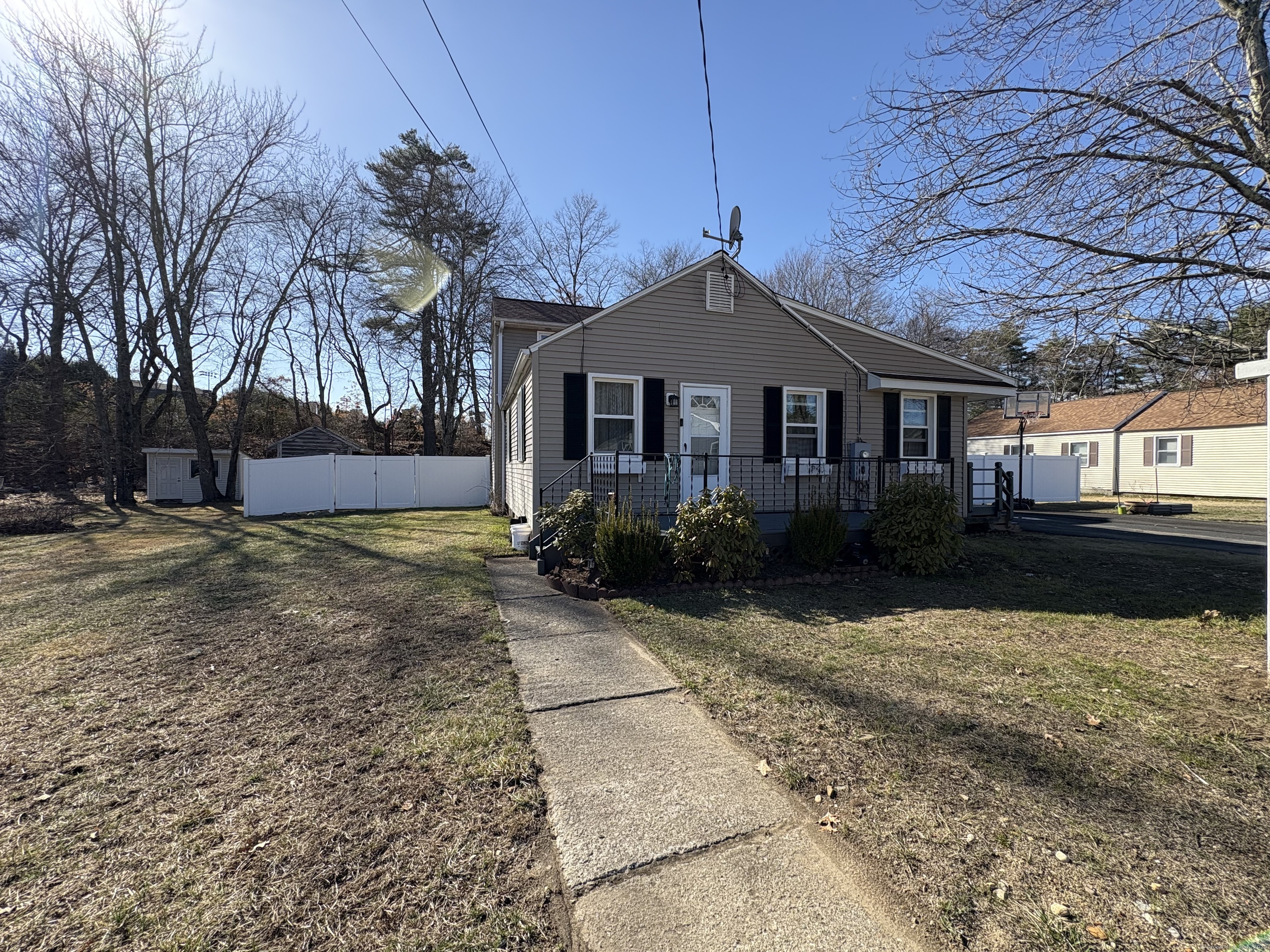 14 W End Street, Stafford, Connecticut image 3