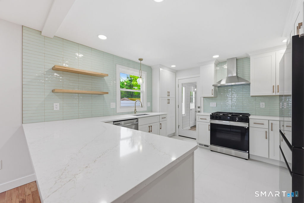 146 Alexander Road
