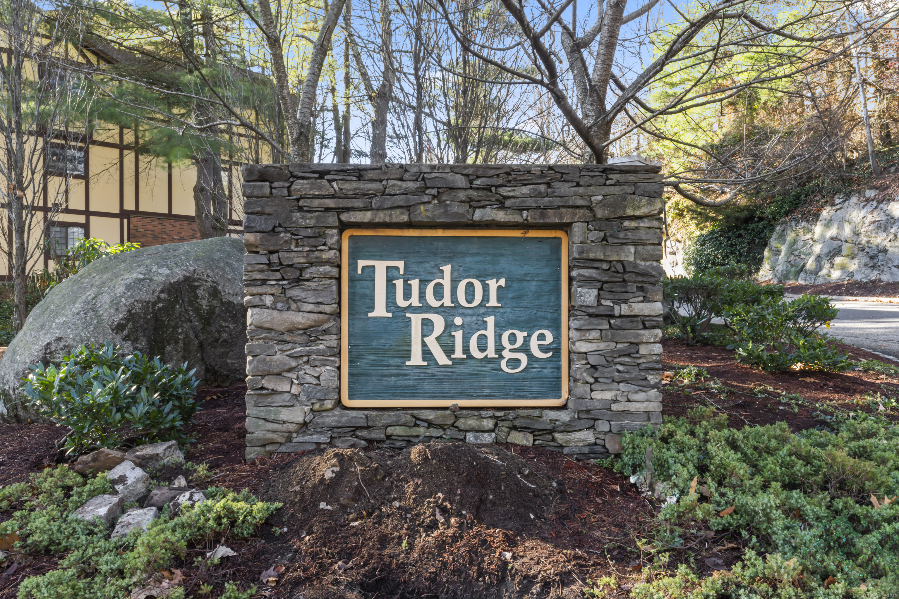 125 Warner Hill Road 80