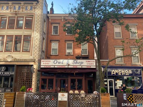 Photo of 270 College Street #3, New Haven, CT 06510 (MLS # 24179458)