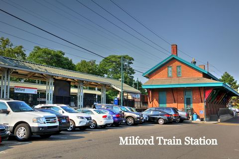 Tiny photo for 146 High Street #APT 102, Milford, CT 06460 (MLS # 24152977)