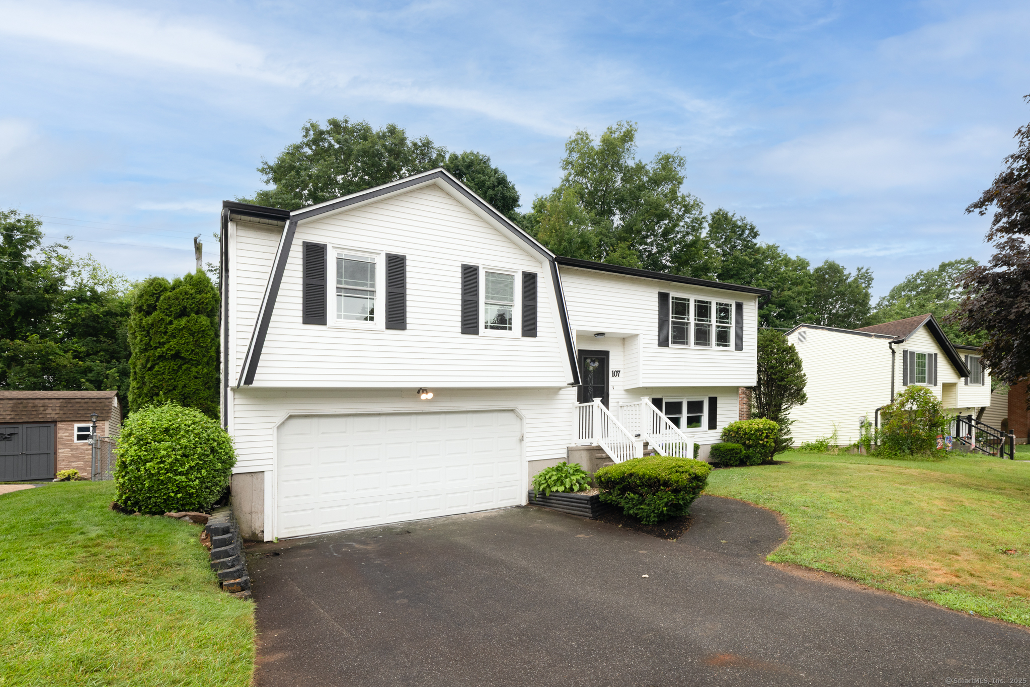 107 Meetinghouse Ridge