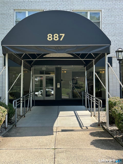 Tiny photo for 887 Farmington Avenue #2I, West Hartford, CT 06119 (MLS # 24193795)