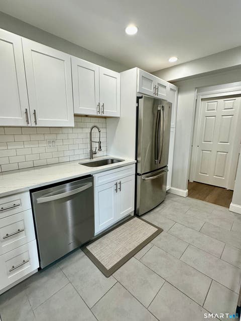 Tiny photo for 887 Farmington Avenue #2I, West Hartford, CT 06119 (MLS # 24193795)