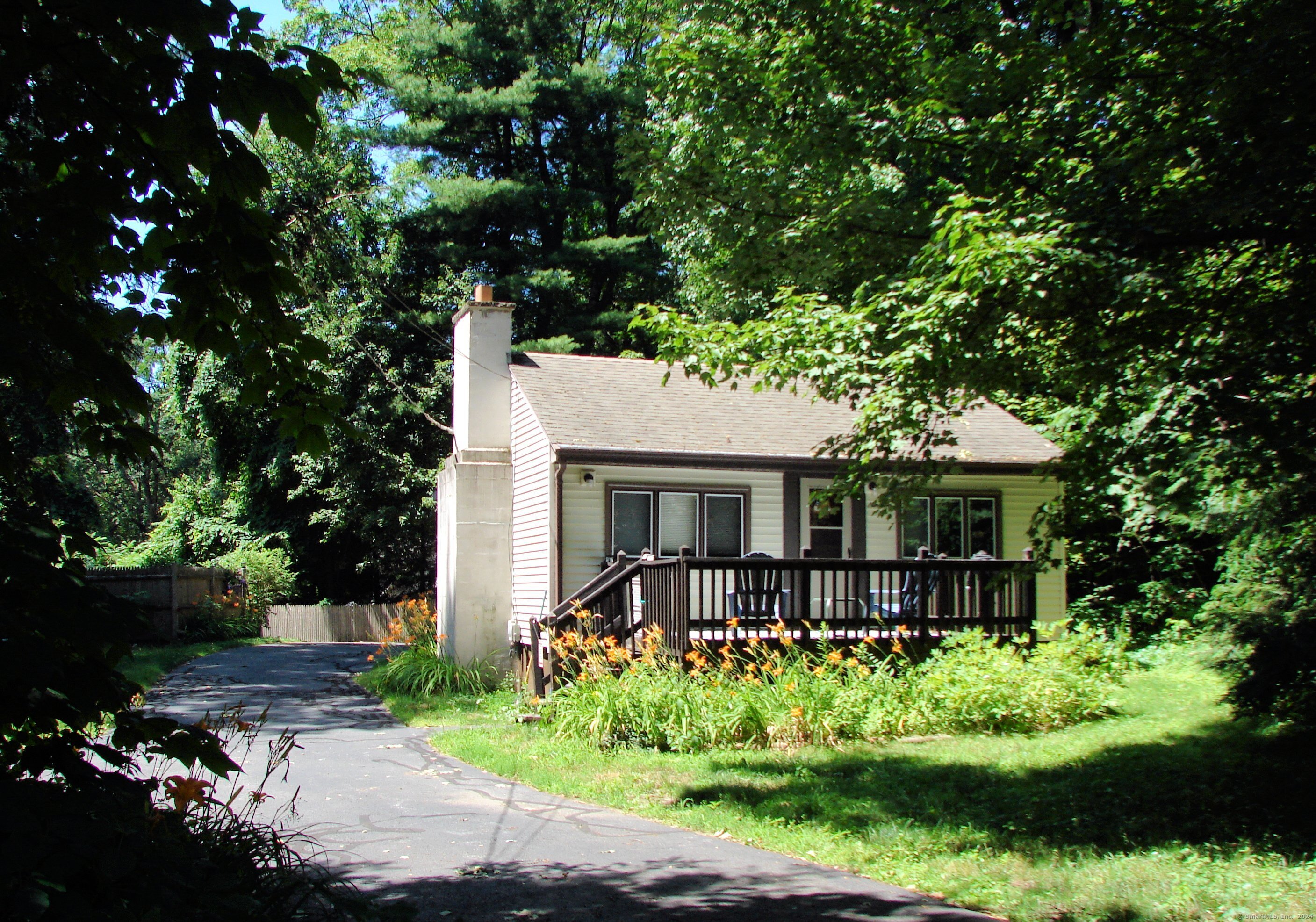 Property for Sale at 19 Pinecrest Road, Barkhamsted, Connecticut - Bedrooms: 4 
Bathrooms: 3 
Rooms: 9  - $499,000