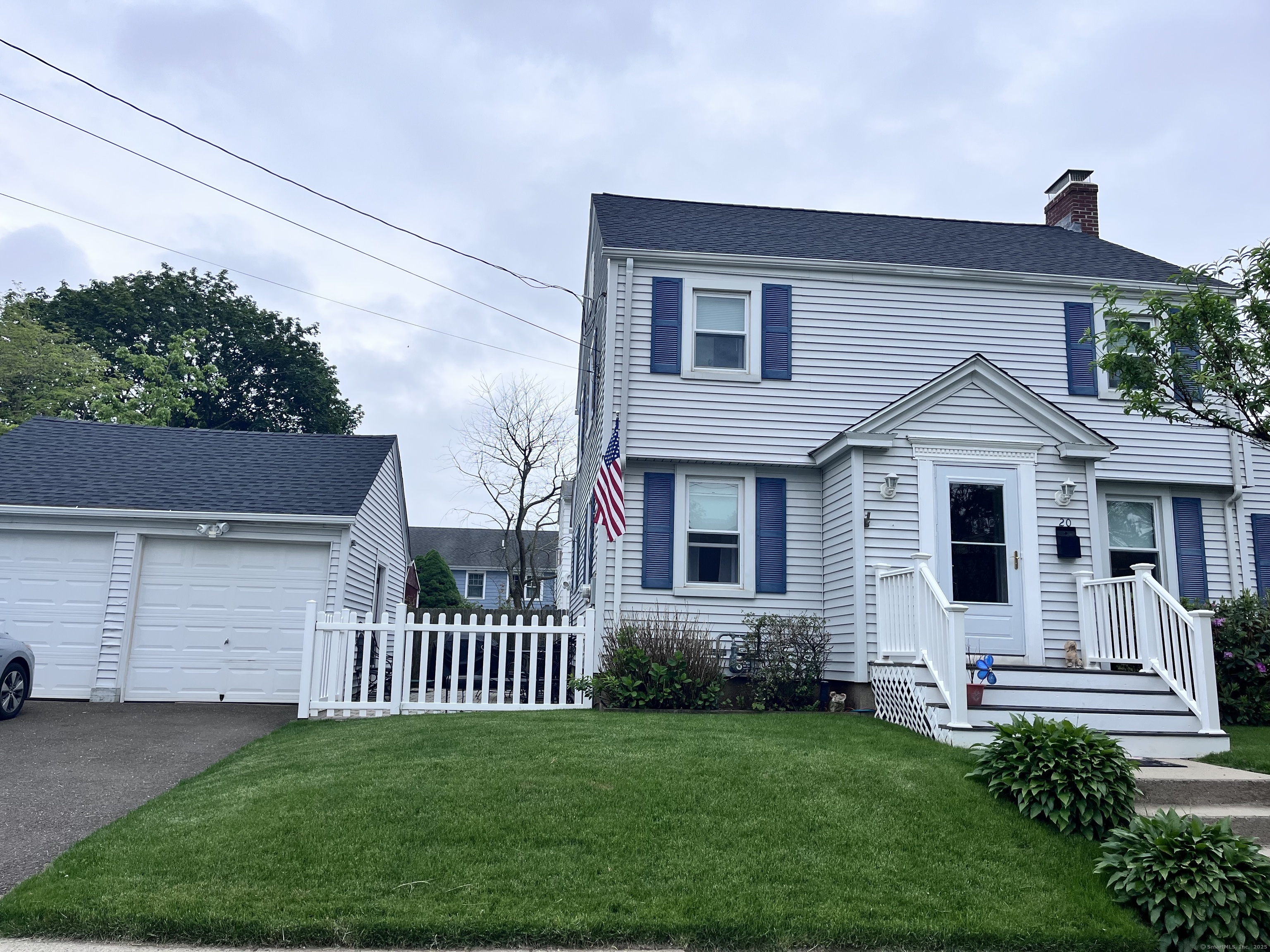 Property for Sale at Elk Terrace, Stratford, Connecticut - Bedrooms: 3 
Bathrooms: 2 
Rooms: 7  - $445,000