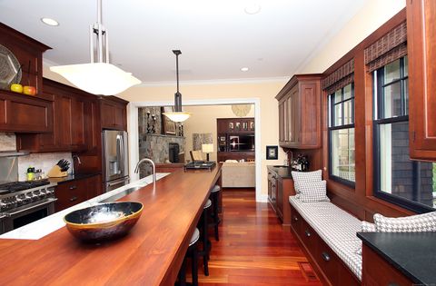 Tiny photo for 25 Sky View Drive, Avon, CT 06001 (MLS # 24104888)