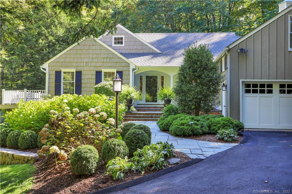 Photo 1 of 108 Indian Rock Road, New Canaan, Connecticut, $1,300,000, Web #: 170244530