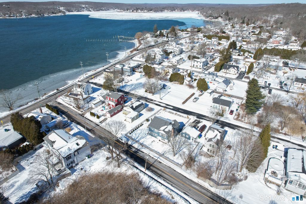 Photo of 9 3rd Avenue, Waterford, CT 06385 (MLS # 24152318)