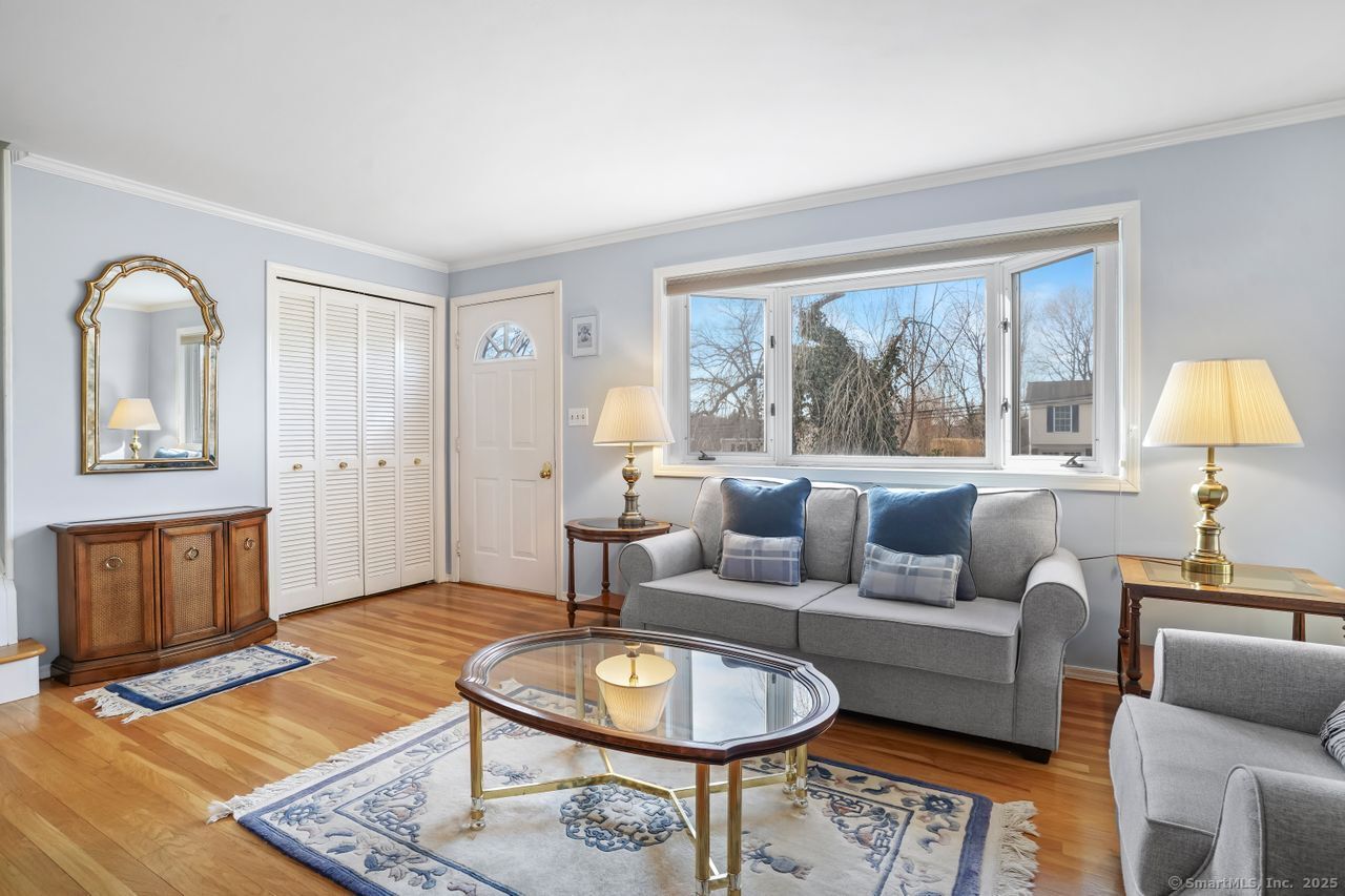 30 Warwick Lane, Stamford, Connecticut image 4