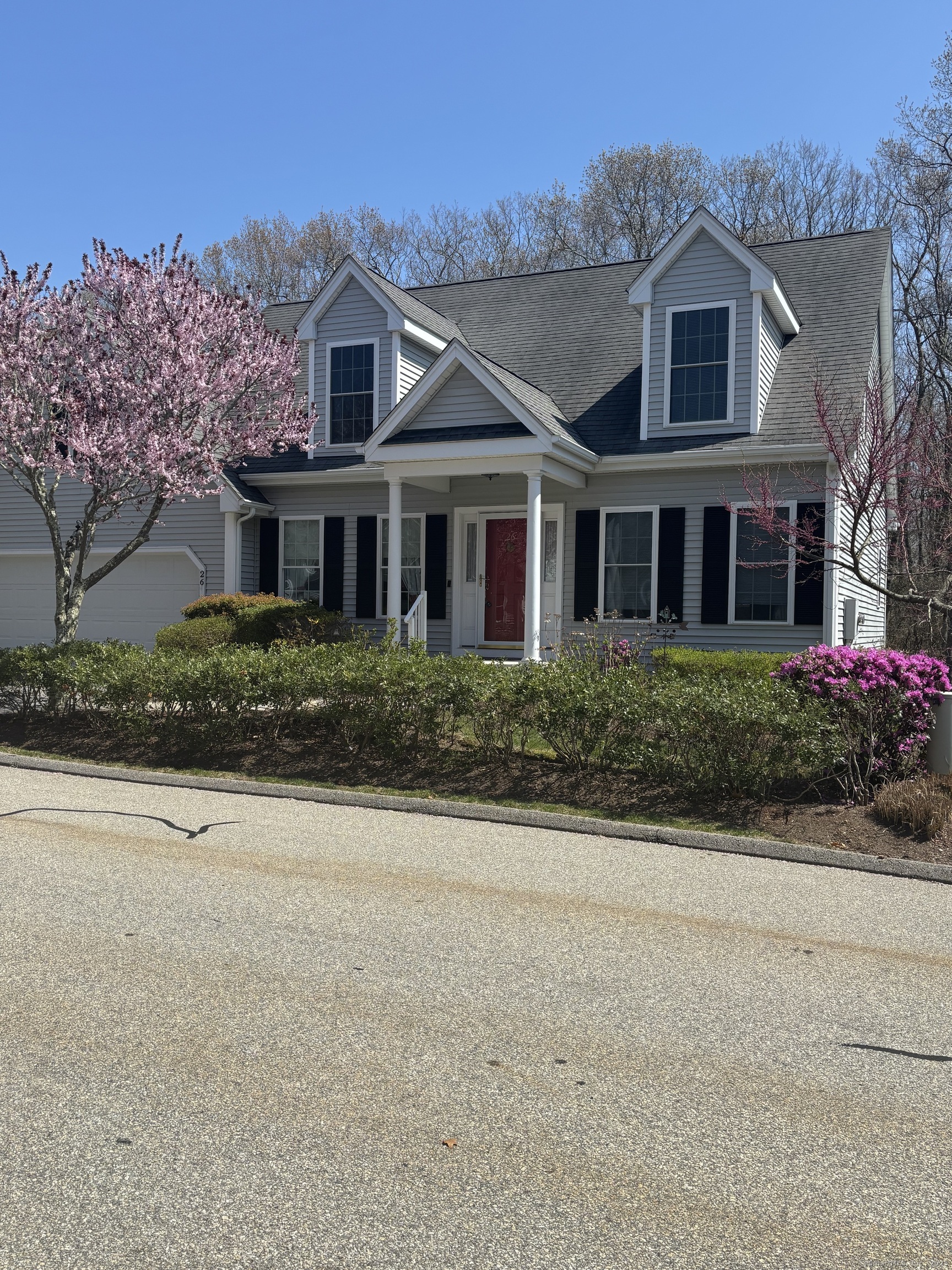 Spinnaker Drive 26, East Lyme, Connecticut - 3 Bedrooms  
3 Bathrooms  
7 Rooms - 