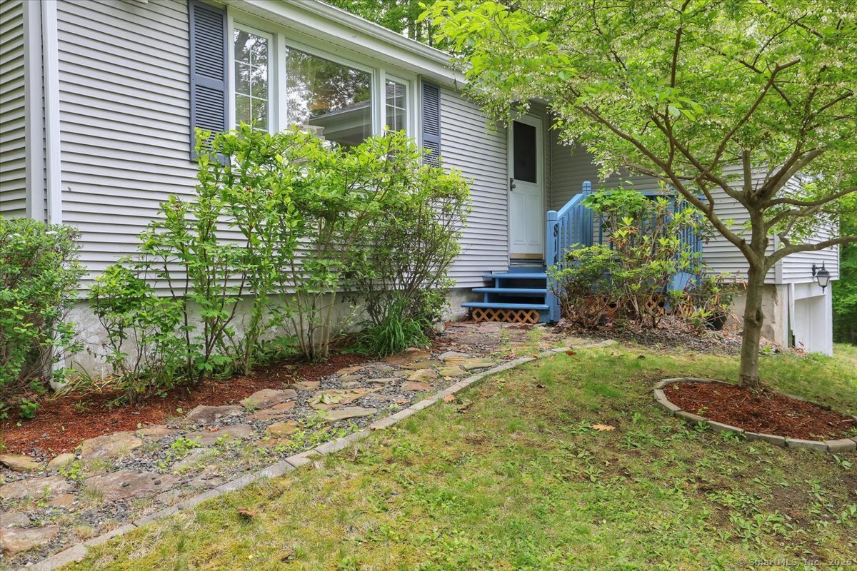 Property for Sale at Wrights Mill Road, Coventry, Connecticut - Bedrooms: 3 
Bathrooms: 1 
Rooms: 6  - $310,000