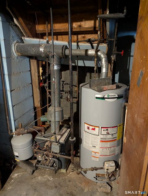 Tiny photo for 56 Catherine Street, Hartford, CT 06106 (MLS # 24154391)