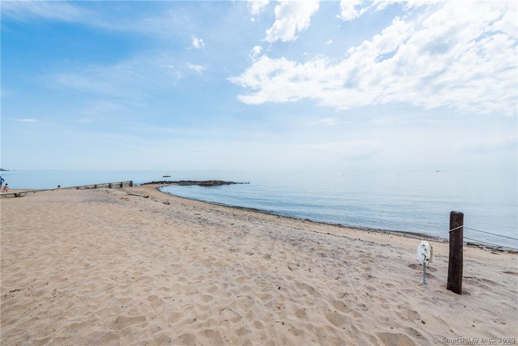 147 Overshores Drive West