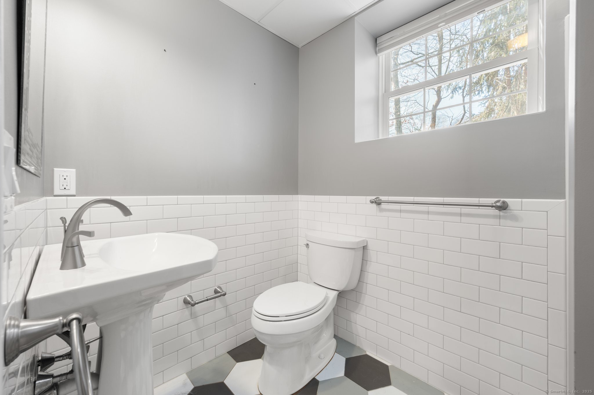 4 Oakwood Road, East Lyme, Connecticut image 33
