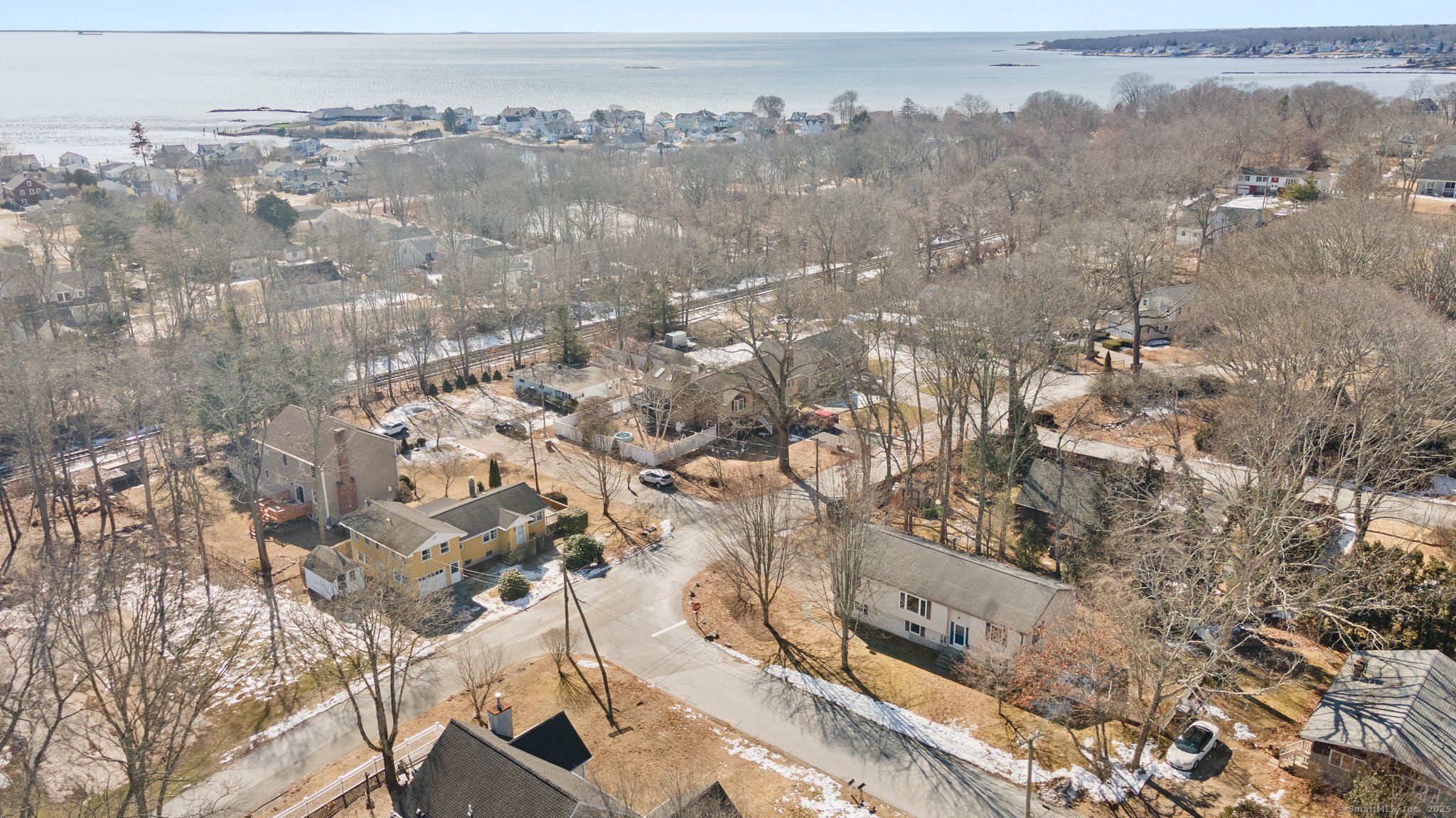4 Oakwood Road, East Lyme, Connecticut image 2