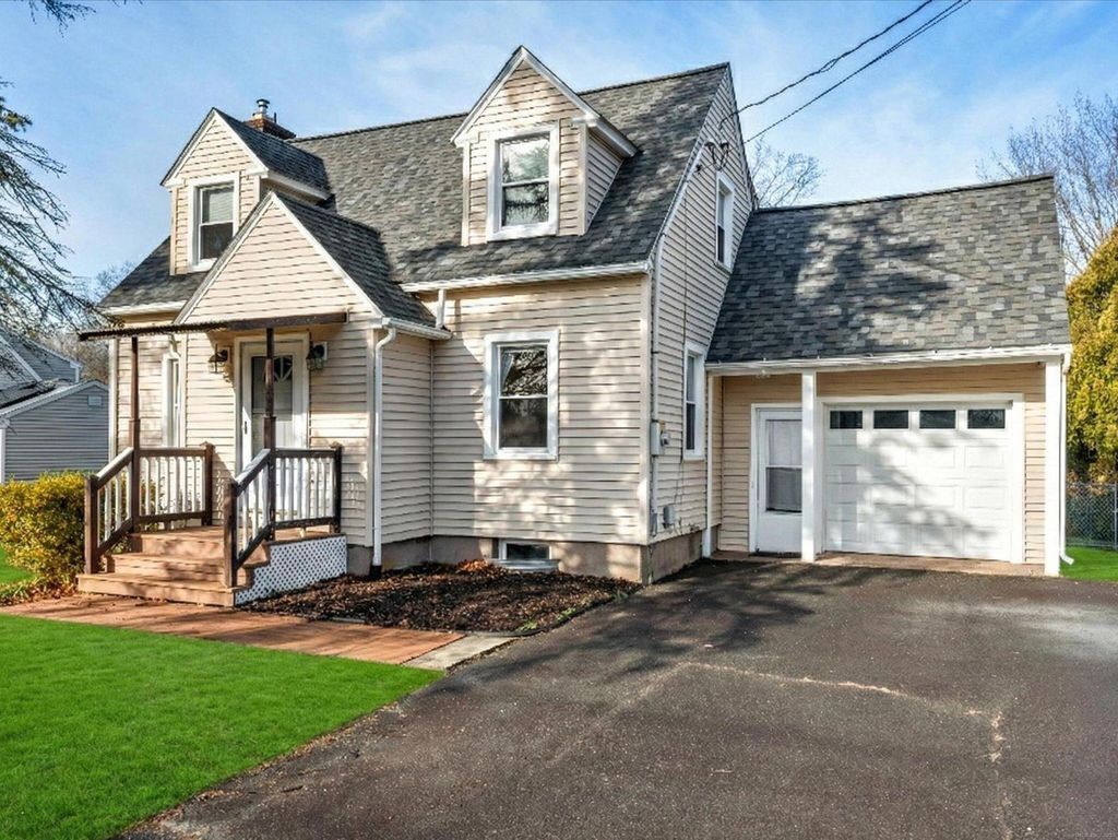 Photo of 237 Boston Road, Middletown, CT 06457 (MLS # 24143133)