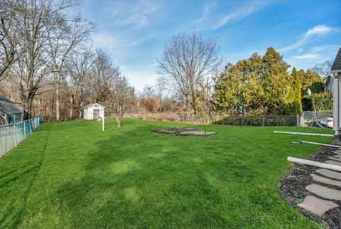 Tiny photo for 237 Boston Road, Middletown, CT 06457 (MLS # 24143133)