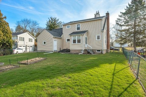 Tiny photo for 237 Boston Road, Middletown, CT 06457 (MLS # 24143133)