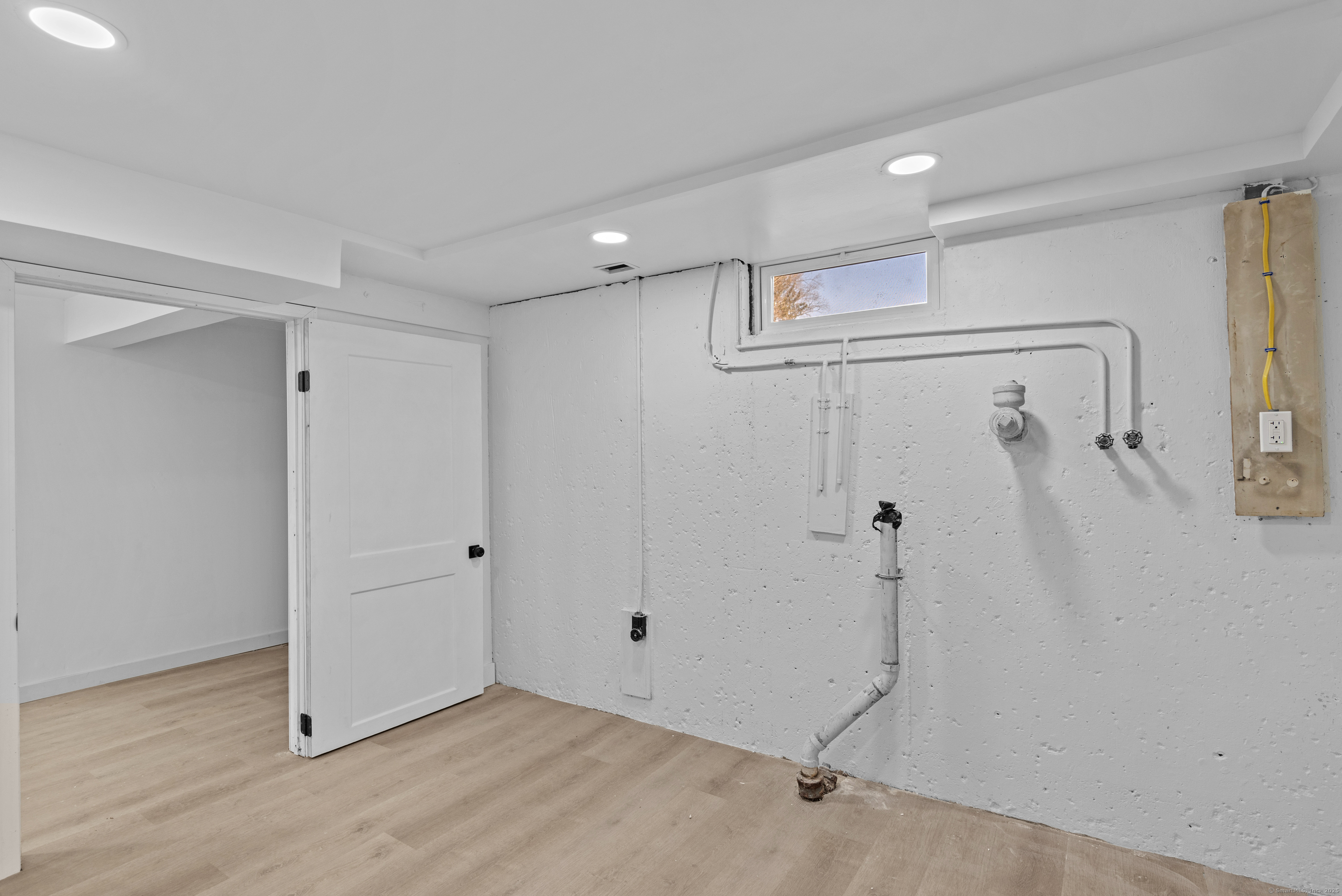 1314 Hanover Avenue, Meriden, Connecticut image 21