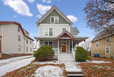 Tiny photo for 202 Laurel Street, Hartford, CT 06105 (MLS # 24142936)