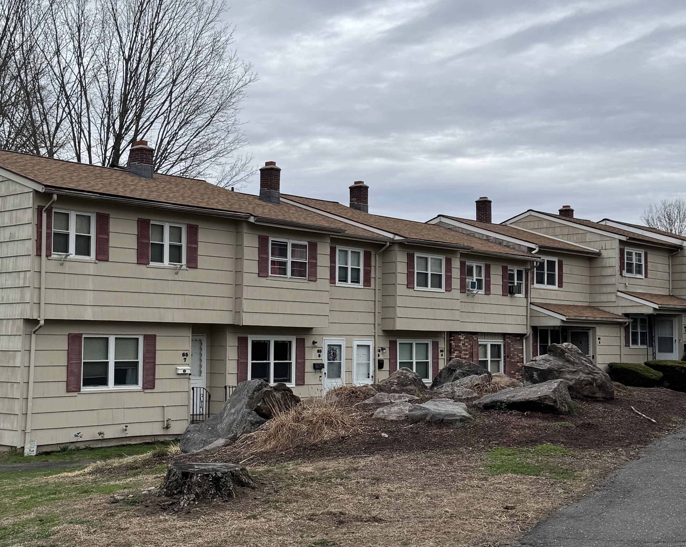 65 Round Tree Drive #3, Naugatuck, Connecticut image 2