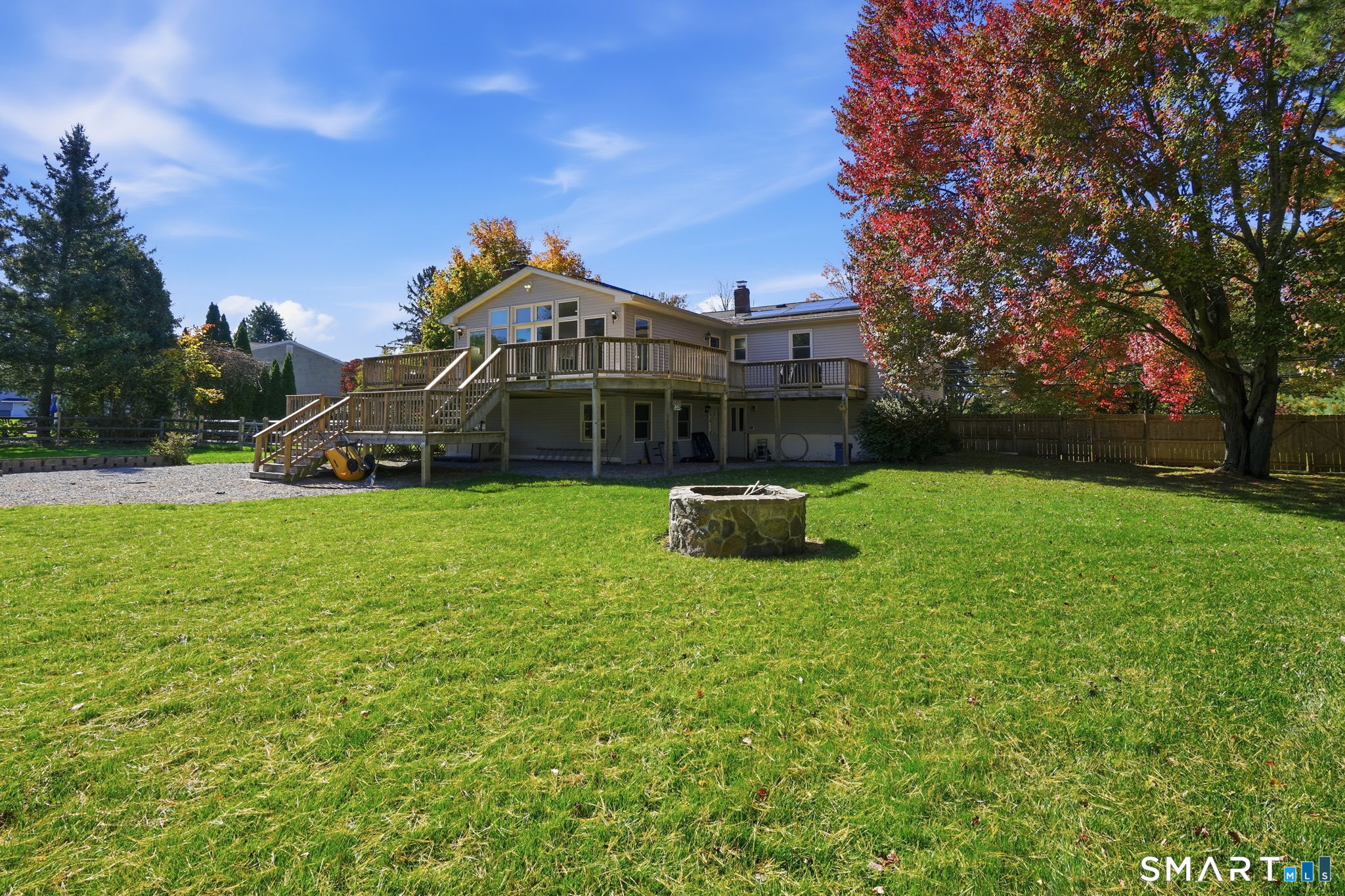 552 Long Hill Avenue