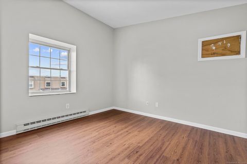 Tiny photo for 67 Braeburn Lane, Middletown, CT 06457 (MLS # 24135994)