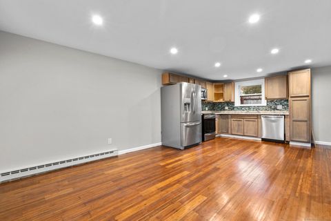 Tiny photo for 67 Braeburn Lane, Middletown, CT 06457 (MLS # 24135994)
