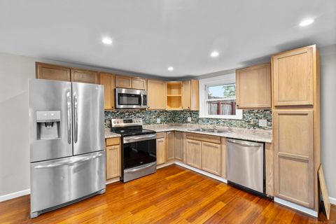 Tiny photo for 67 Braeburn Lane, Middletown, CT 06457 (MLS # 24135994)