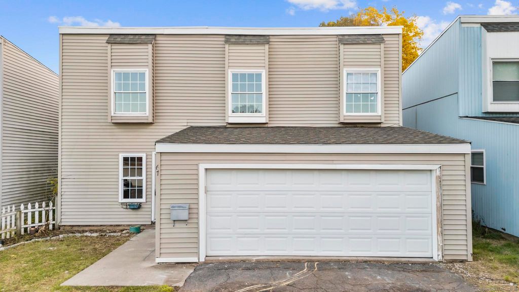 Photo of 67 Braeburn Lane, Middletown, CT 06457 (MLS # 24135994)