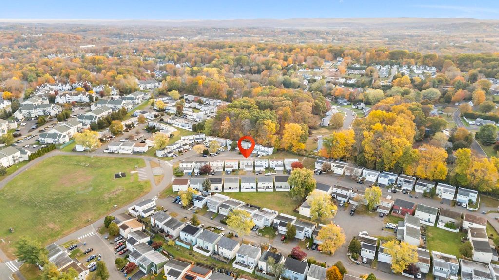 Photo of 67 Braeburn Lane, Middletown, CT 06457 (MLS # 24135994)