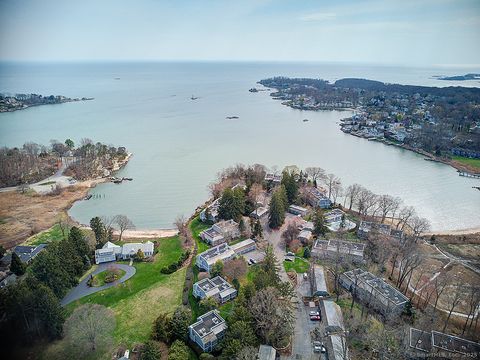 4 Castle Rock 4 Branford CT 06405