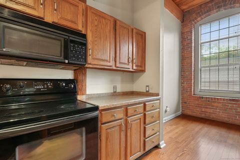 Tiny photo for 16 Vernon Avenue #APT 21, Vernon, CT 06066 (MLS # 24133418)