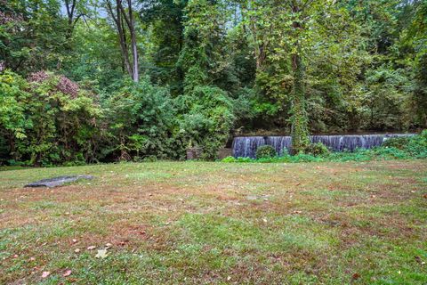 Tiny photo for 16 Vernon Avenue #APT 21, Vernon, CT 06066 (MLS # 24133418)