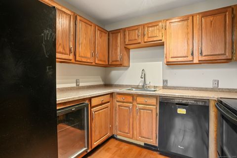Tiny photo for 16 Vernon Avenue #APT 21, Vernon, CT 06066 (MLS # 24133418)