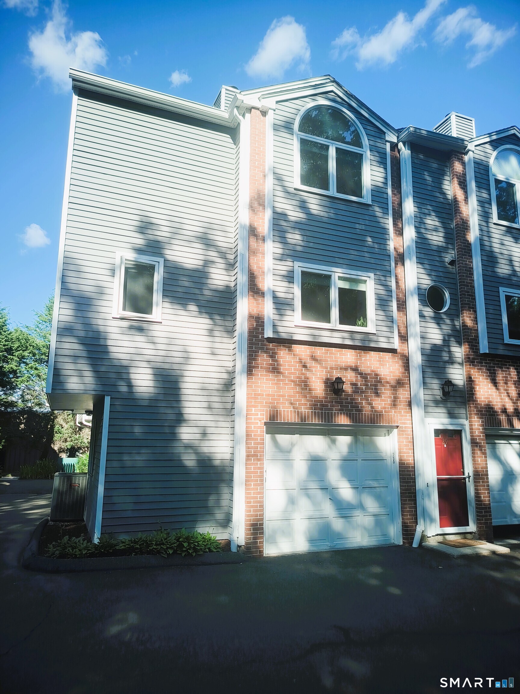 7 Seir Hill Road 28