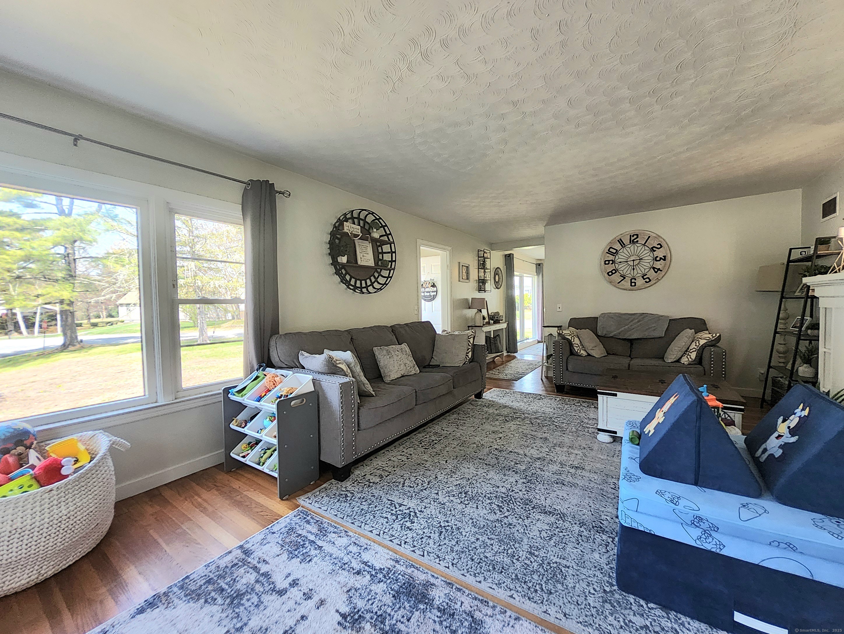 41 Elaine Street, Thompson, Connecticut image 6
