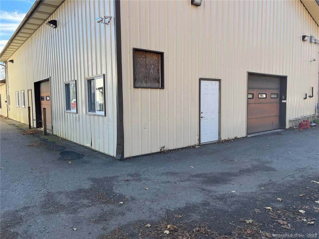 Colchester, Connecticut 06415, United States, ,Commercial,Active,11469