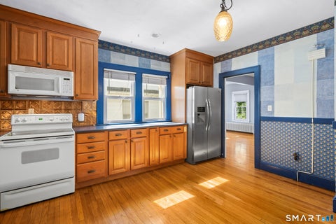 Photo of 118 Cambridge Street #2, West Hartford, CT 06110 (MLS # 24209831)