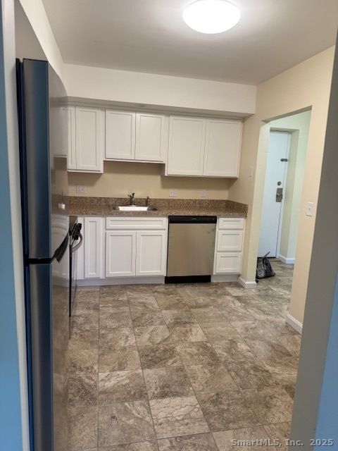 Tiny photo for 79 Claudia Drive #APT 354, West Haven, CT 06516 (MLS # 24143623)