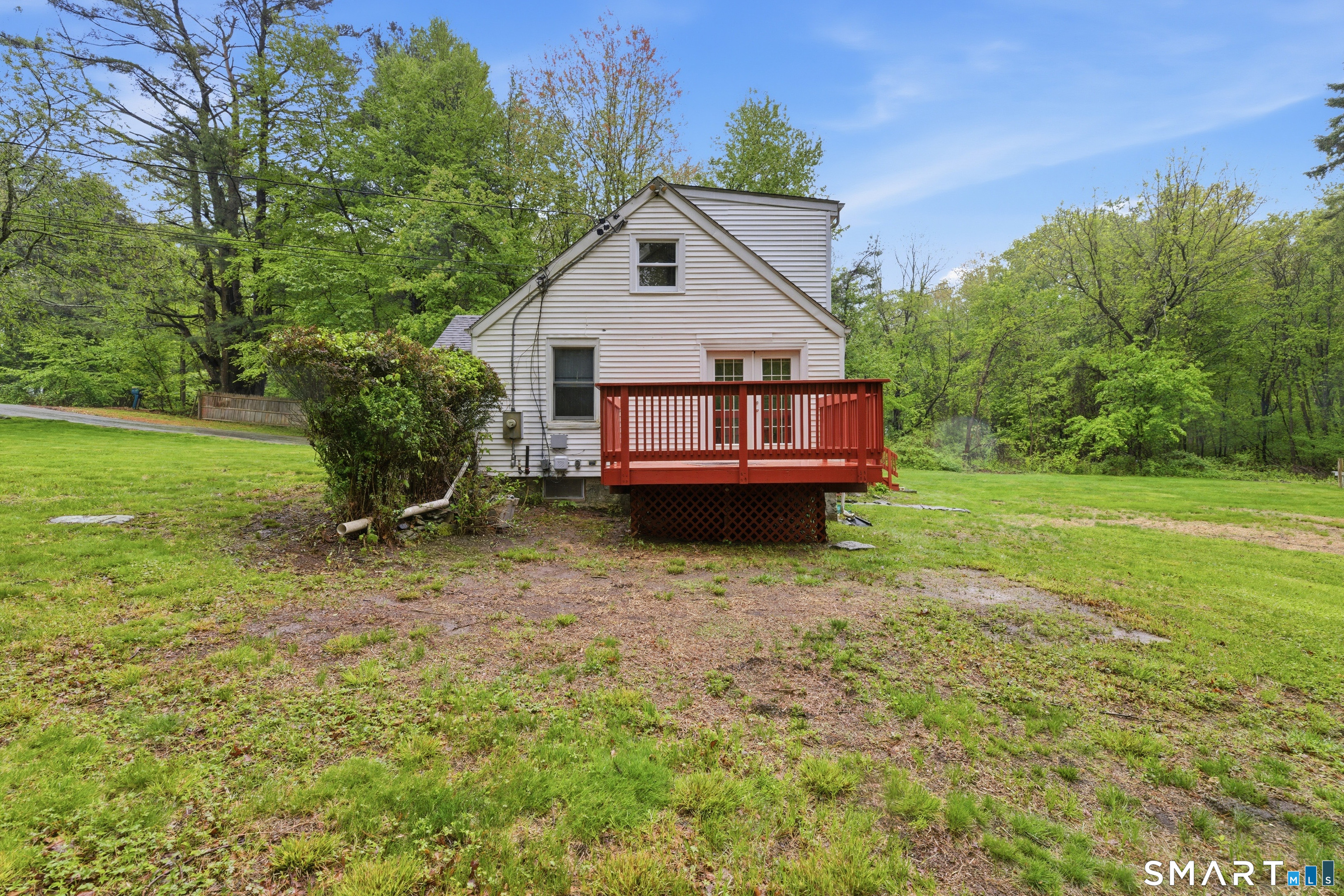 37 North Wawecus Hill Road