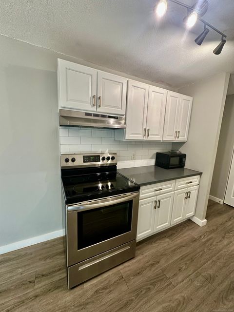 Tiny photo for 111 Sherbrooke Avenue #128, Hartford, CT 06106 (MLS # 24141047)