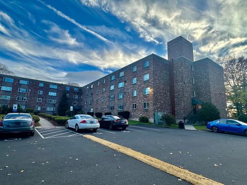 Tiny photo for 111 Sherbrooke Avenue #128, Hartford, CT 06106 (MLS # 24141047)