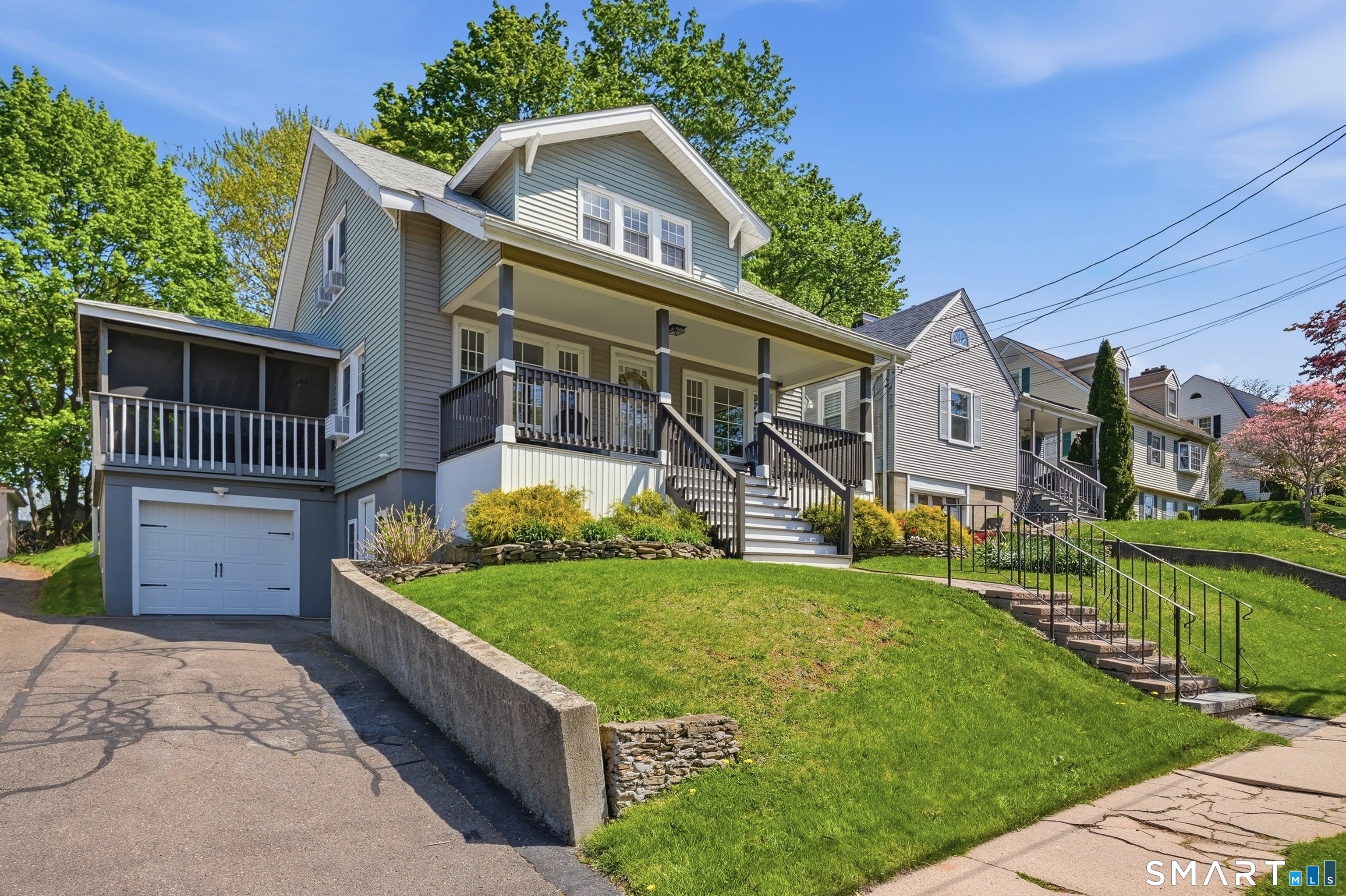 132 Carpenter Avenue