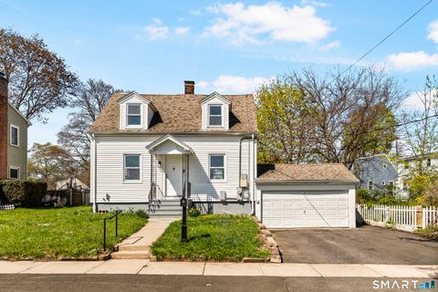 Photo of 174 Park Terrace Avenue, West Haven, CT 06516 (MLS # 24169941)