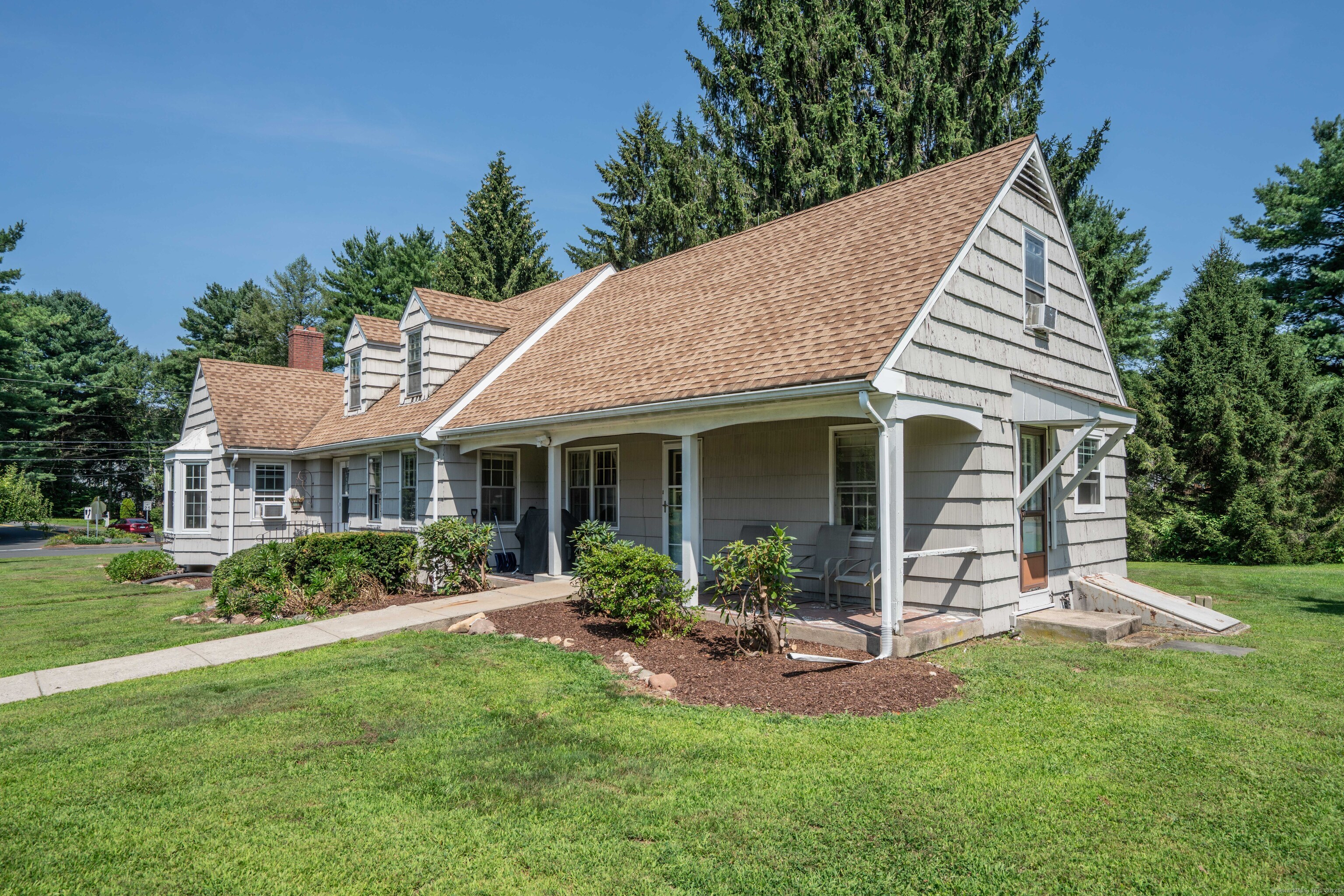 124A Old Farms Road