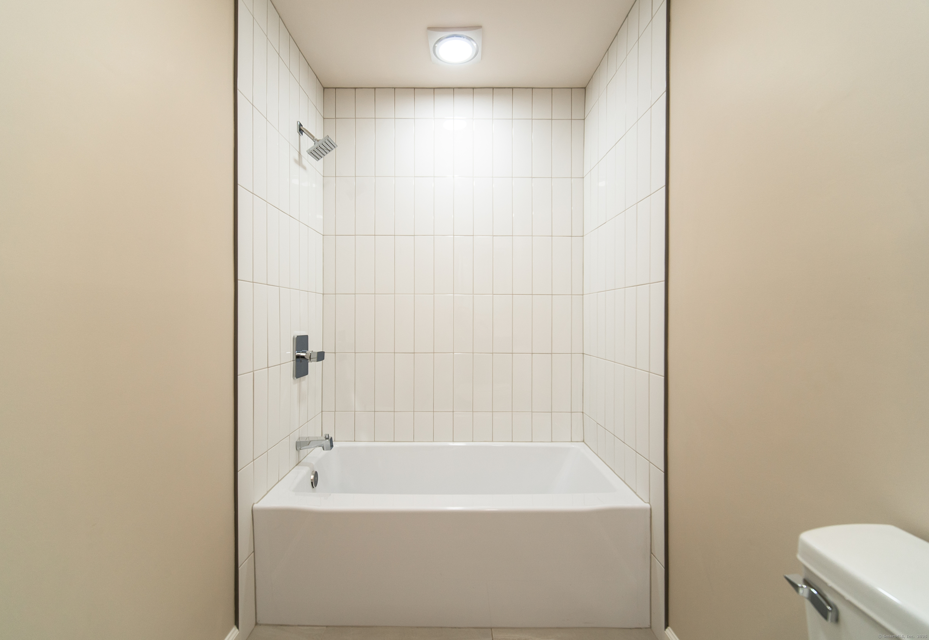 309 Terrace Avenue #18, West Haven, Connecticut image 23