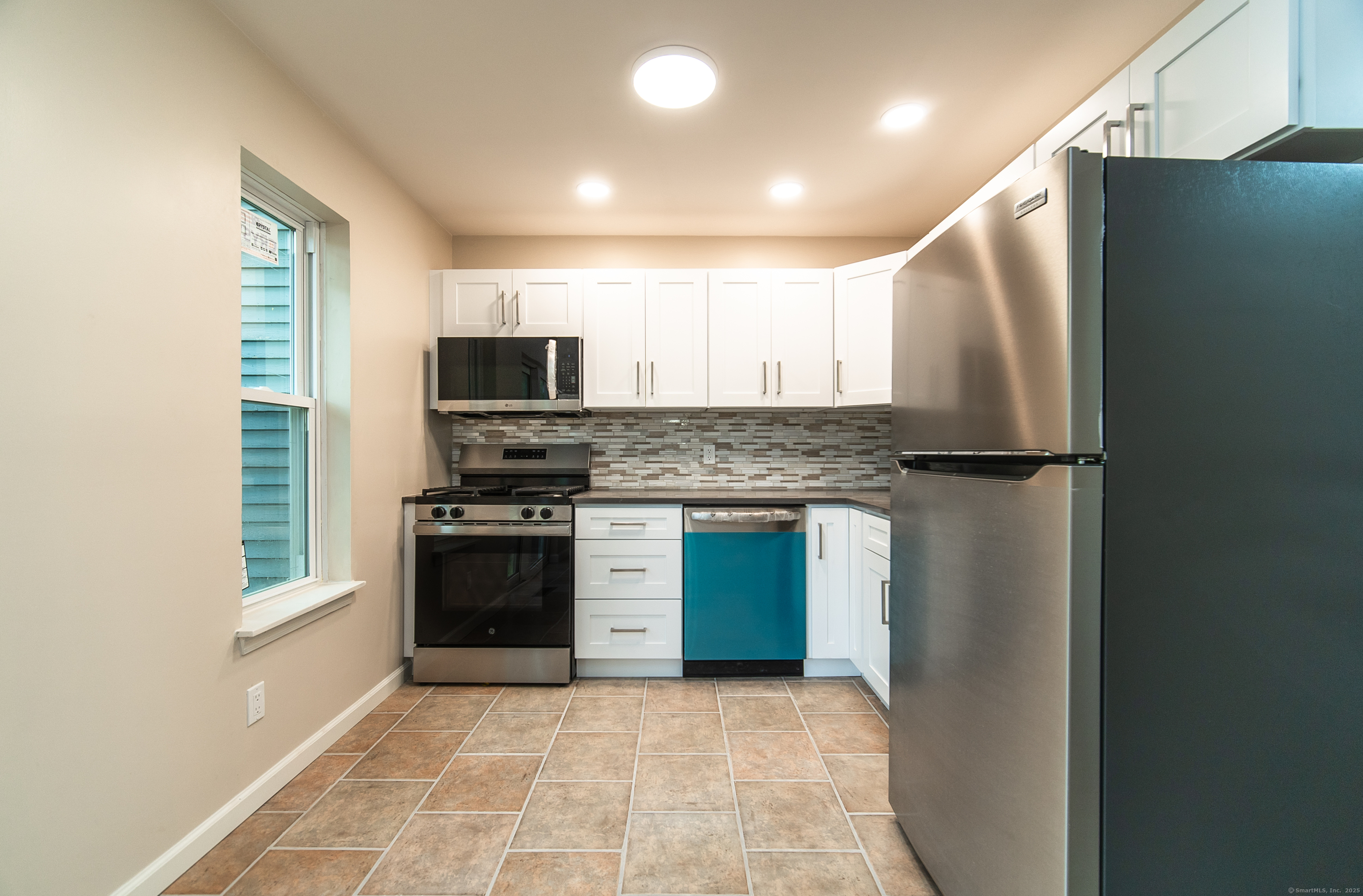 309 Terrace Avenue #18, West Haven, Connecticut image 15