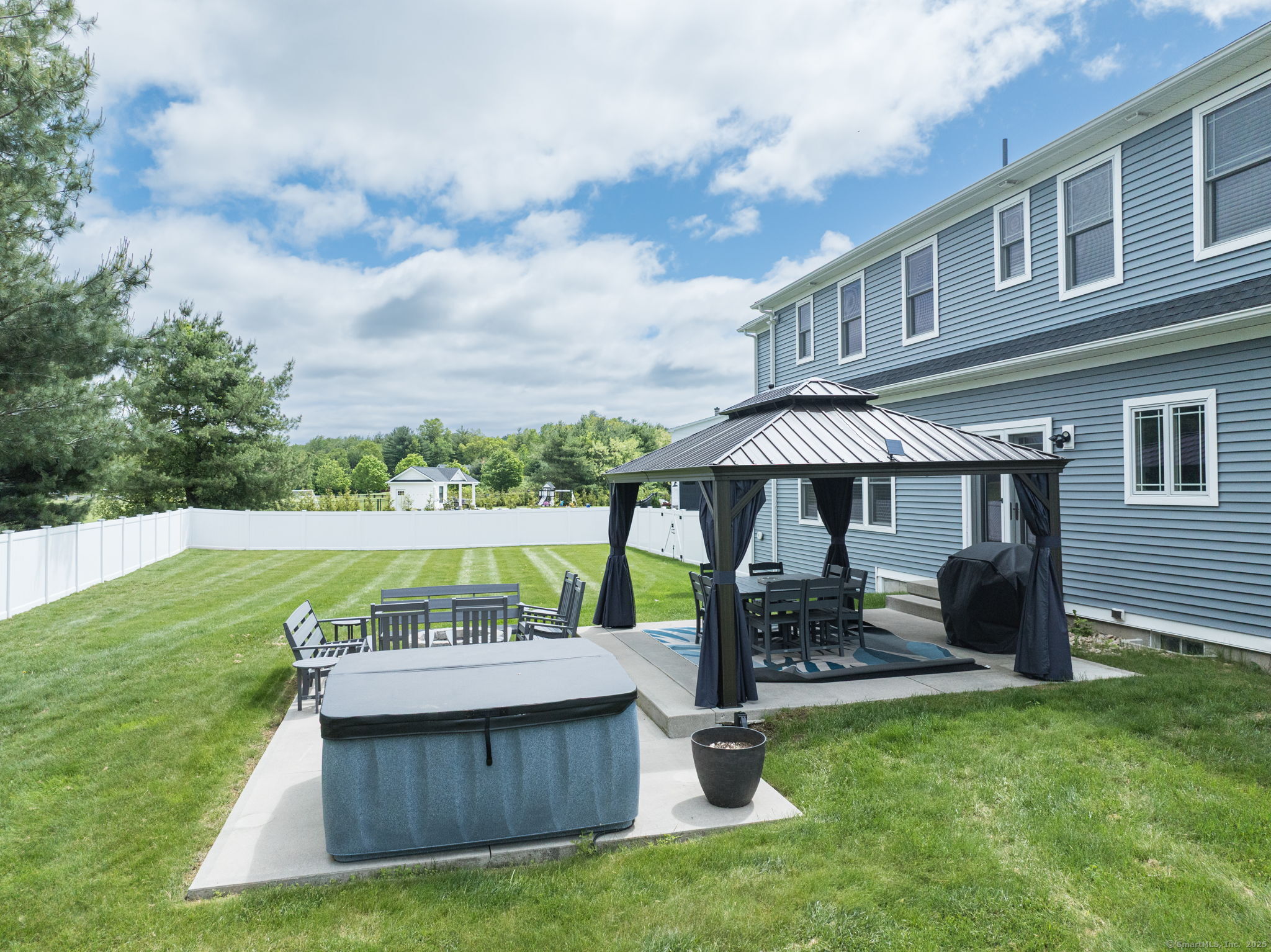 8 Stratton Farms Road, Suffield, Connecticut image 5